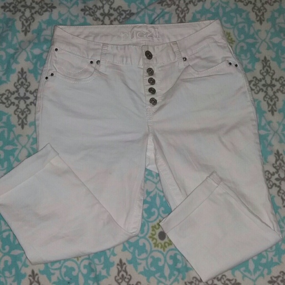 Rue 21 Jean Capris